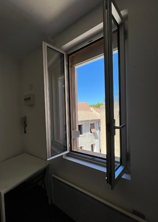 Cosy Studio Hyper Centre Avec Kitchenette & Climatisation Carpentras Esterno foto