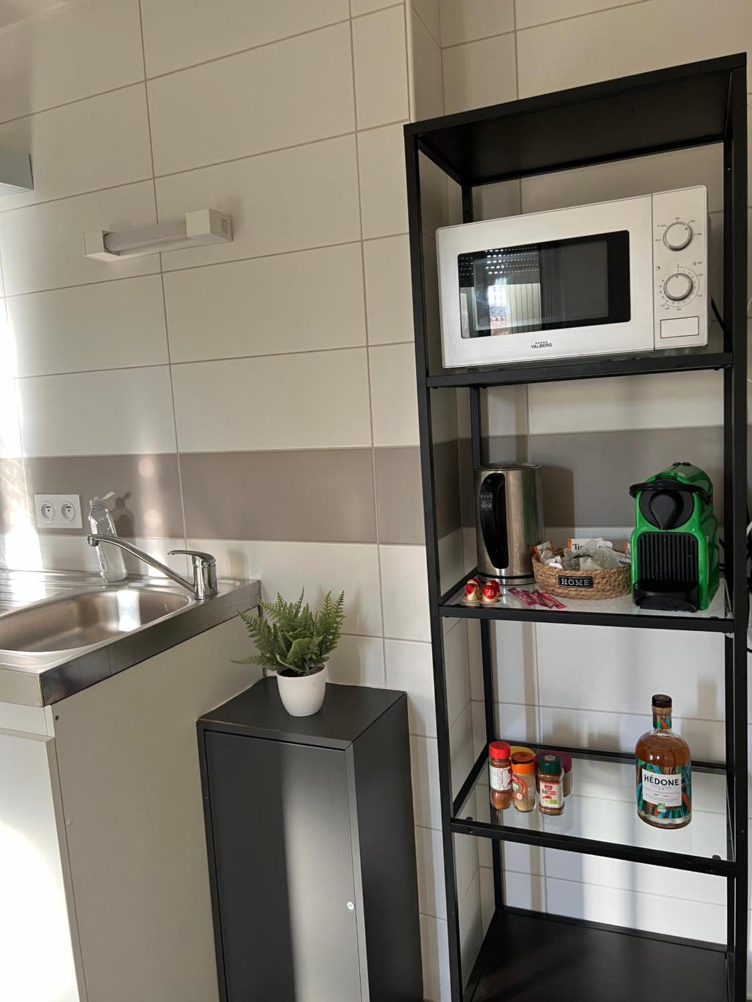Cosy Studio Hyper Centre Avec Kitchenette & Climatisation Carpentras Esterno foto