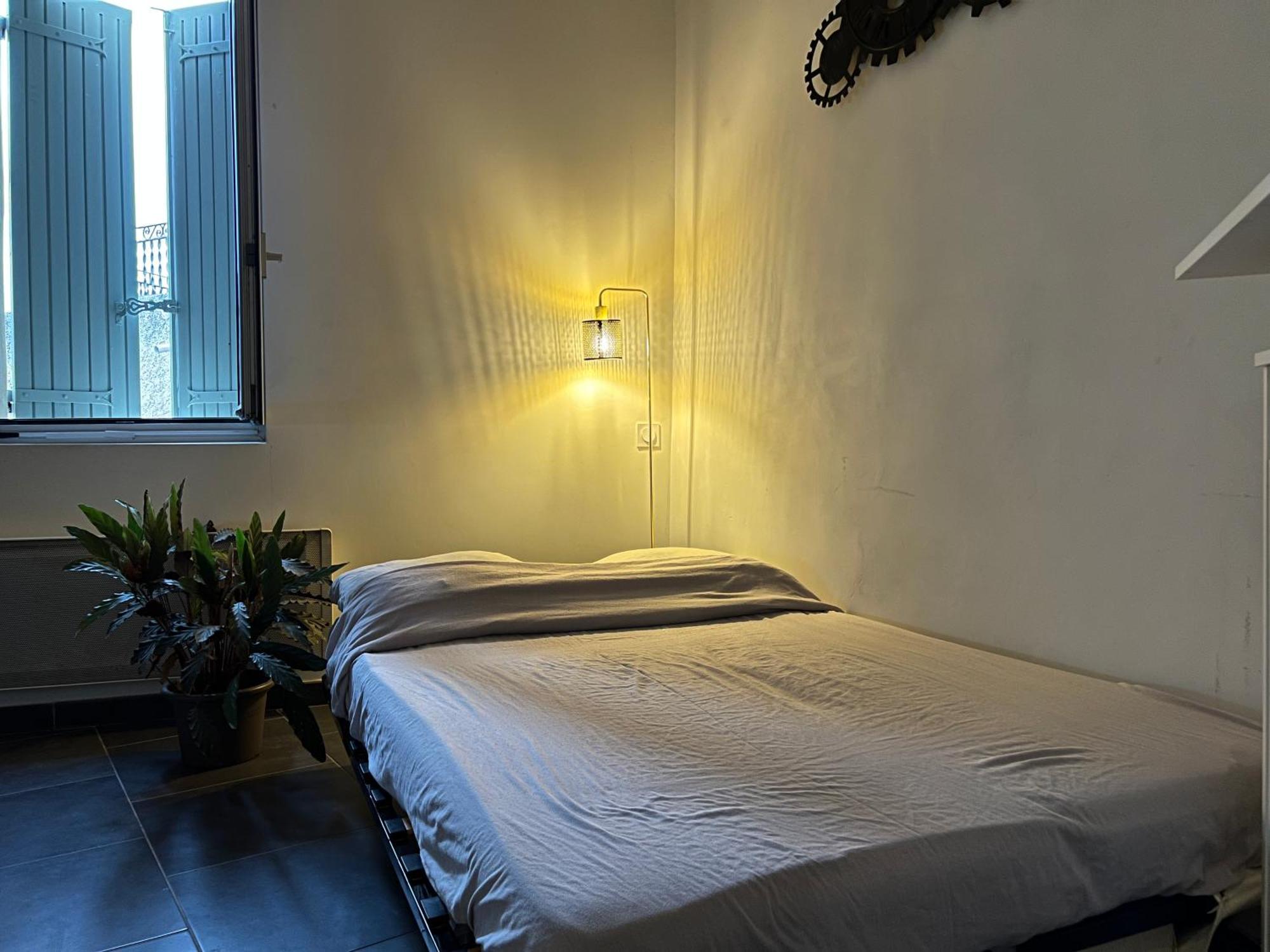 Cosy Studio Hyper Centre Avec Kitchenette & Climatisation Carpentras Esterno foto
